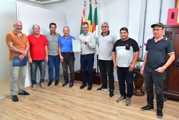 Empossada nova direção do Núcleo Comunitário do Bairro Meller Norte