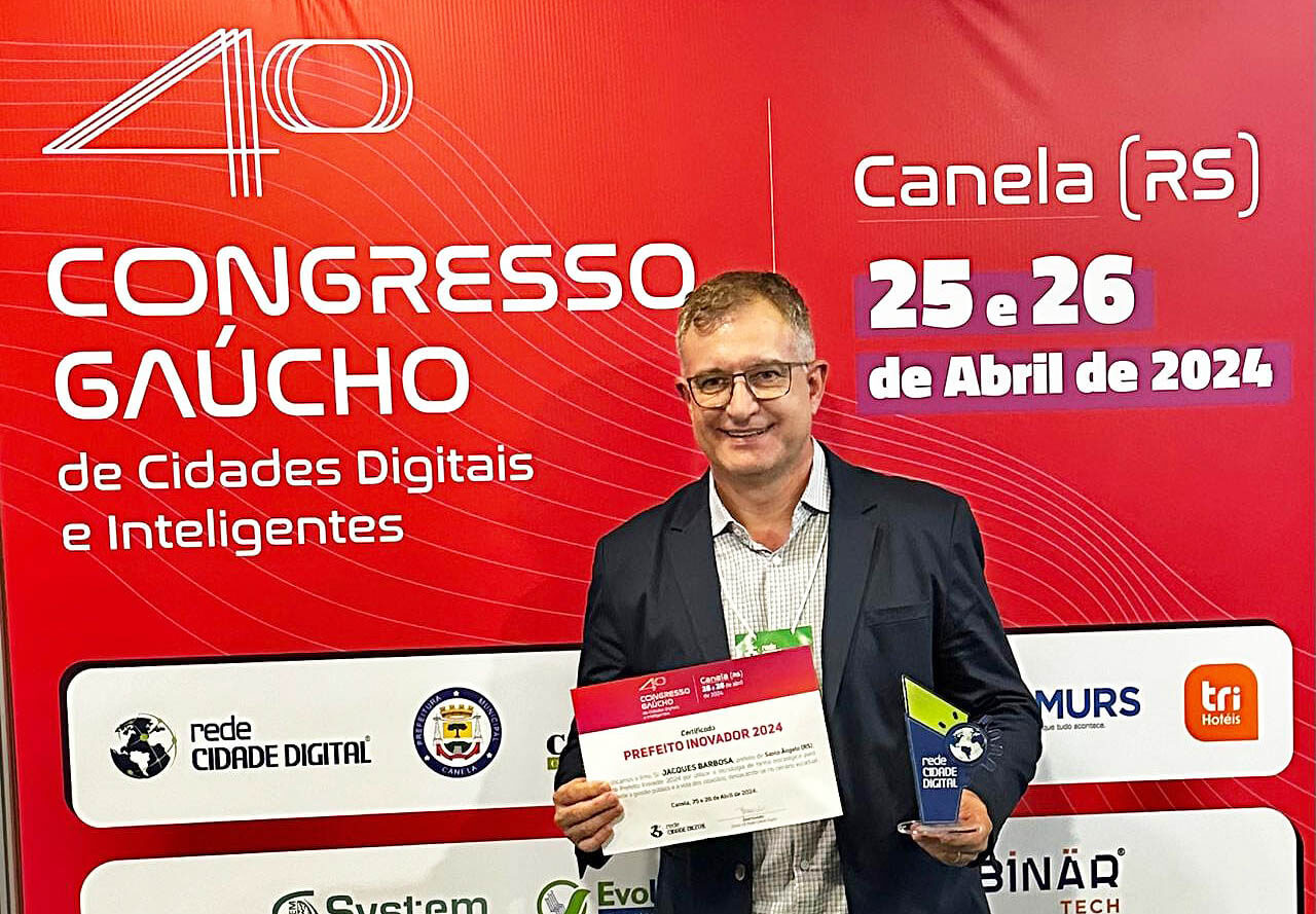 Jacques recebe prêmio de Prefeito Inovador do RS