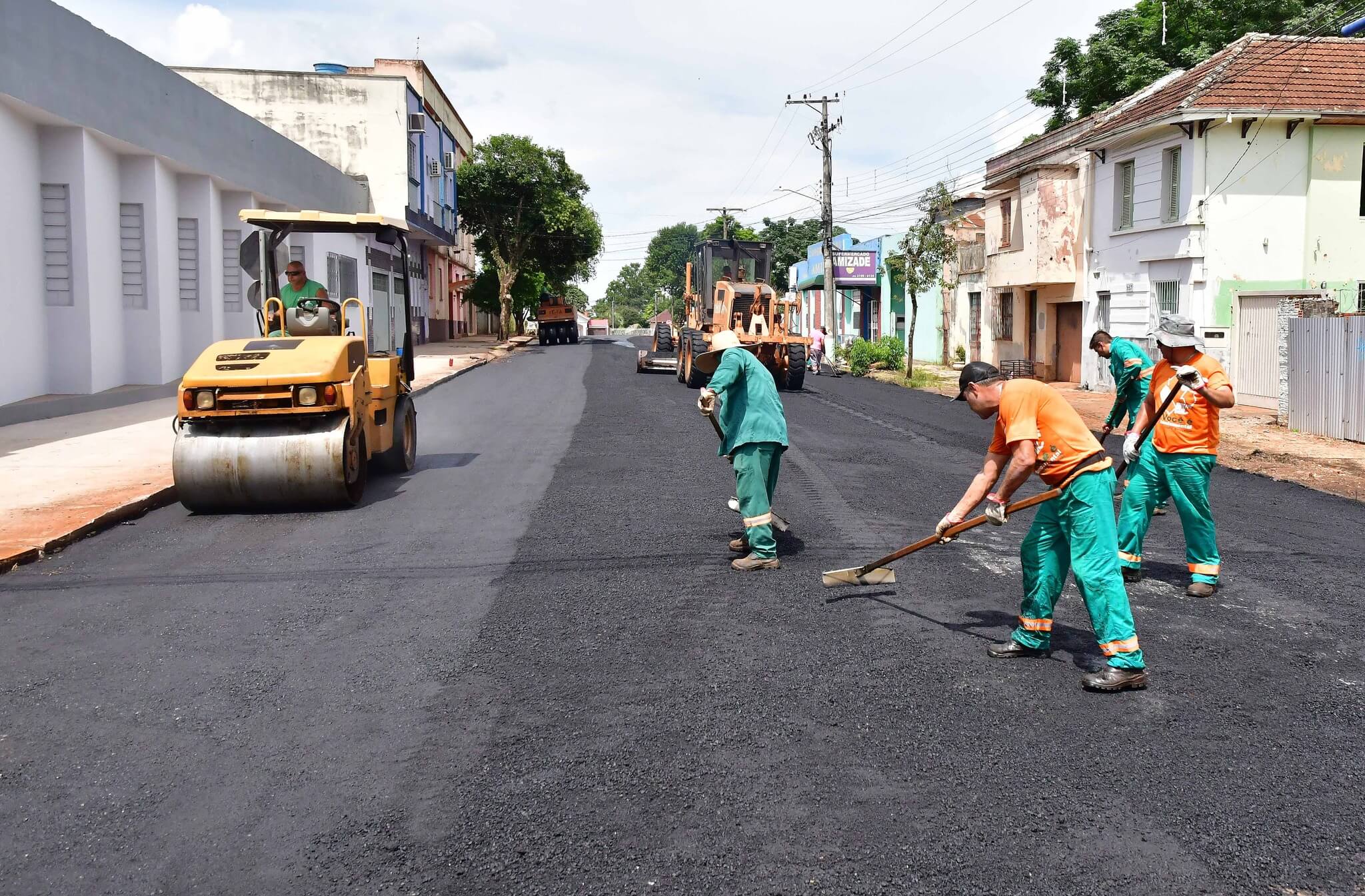 Revitalização do asfalto na Rua Conde de Porto Alegre