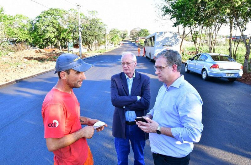 Asfaltamento da Rua São Paulo será concluído nesta quinta-feira
