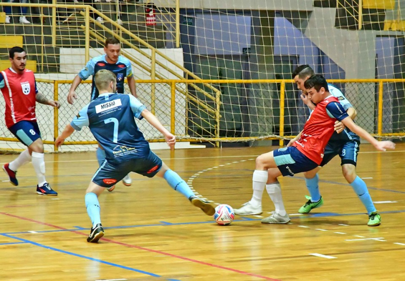 Primeira Divisão do futsal abre as semifinais