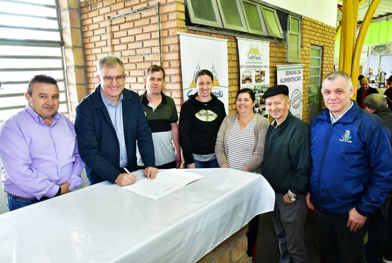 FEAAGRI Missões assinou contrato com produtores locais