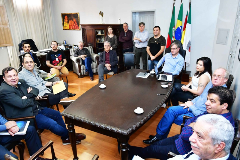 Promoção traz Maicon e Kannemann a Santo Ângelo