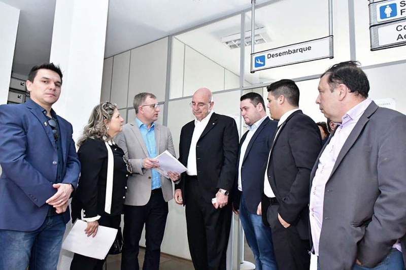 Prefeito pede agilidade na liberação de recursos ao ministro Osmar Terra
