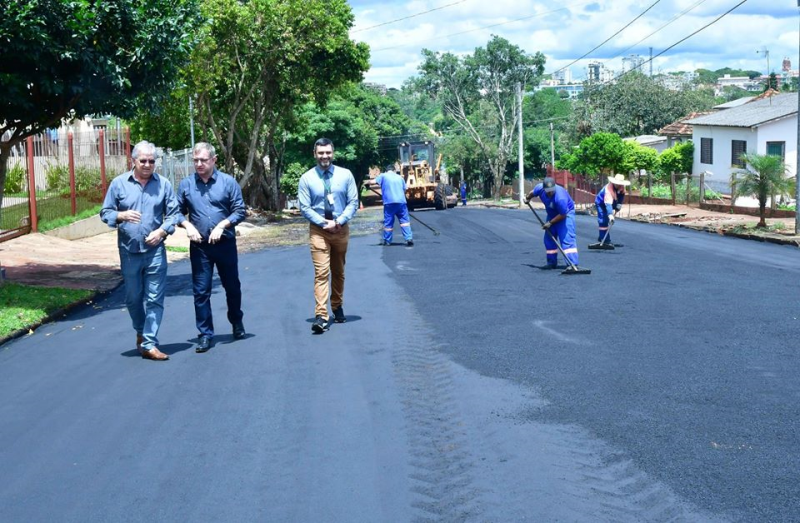 Asfaltamento em Santo Ângelo alcança 290 quadras