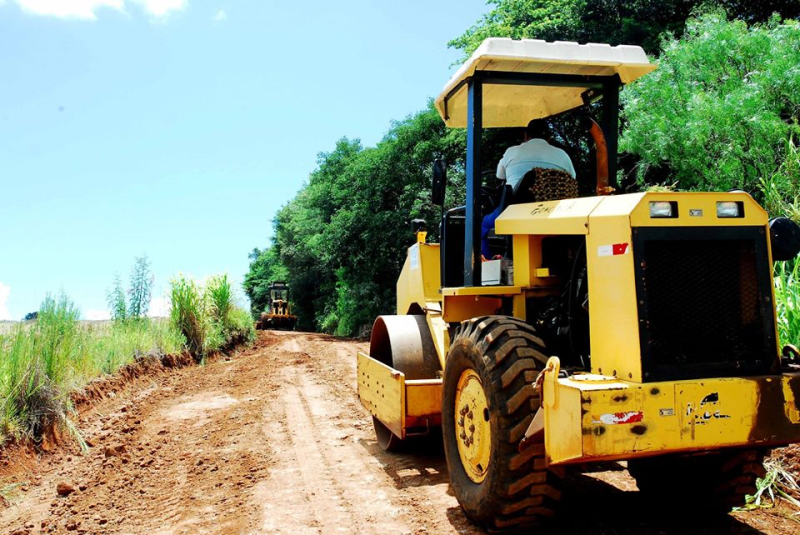 Secretaria dos Transportes trabalha com quatro frentes no interior