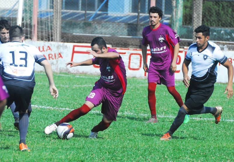 Campeonato de futebol de campo terá seis partidas no fim de semana