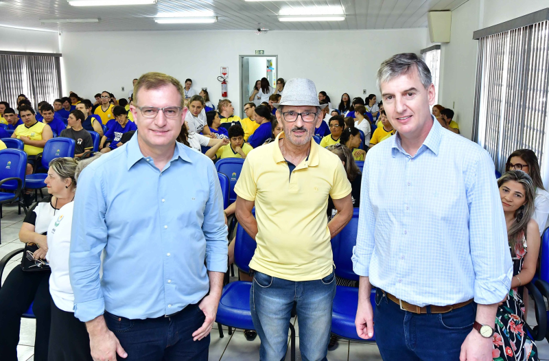 Apae inaugura obra de ampliação