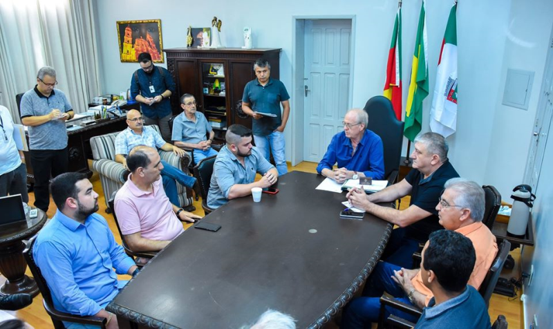 Governo autoriza mais de R$ 1,4 milhão para iluminação pública