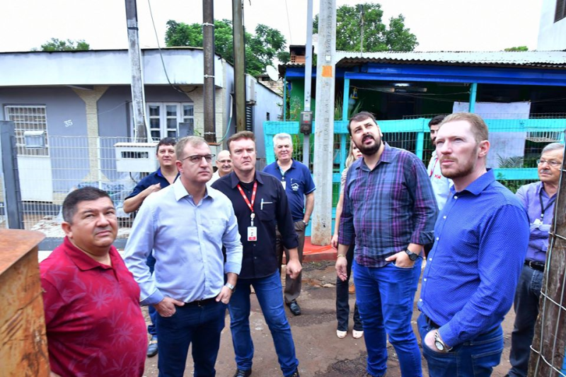 Instalada nova caixa de energia do Beco da Fava