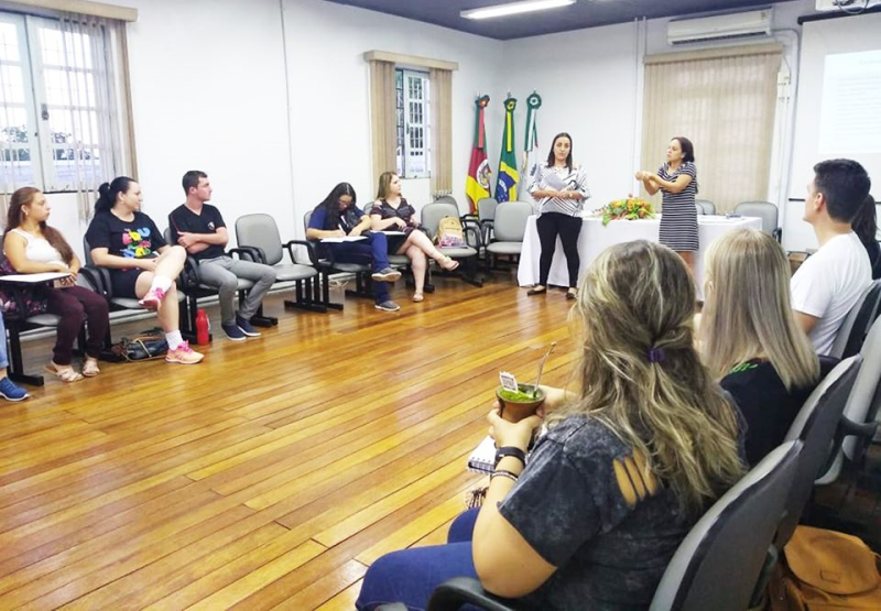 Governo Municipal oferece Curso de Libras gratuito