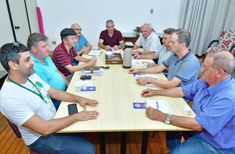 Governo define força-tarefa para auxiliar meio rural contra a estiagem