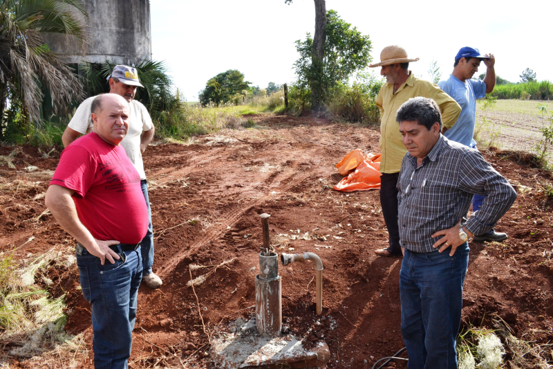 Prefeitura recupera poço artesiano que vai beneficiar 27 famílias