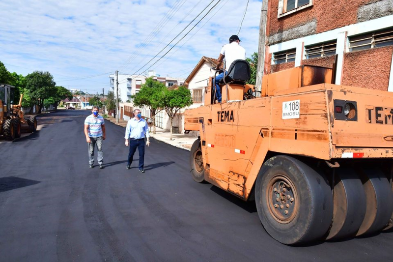 Rua Aniceto Gomes Castanho é a 345ª quadra asfaltada em Santo Ângelo