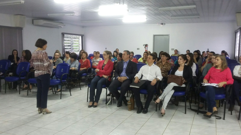 RAE encerra atividades de 2015