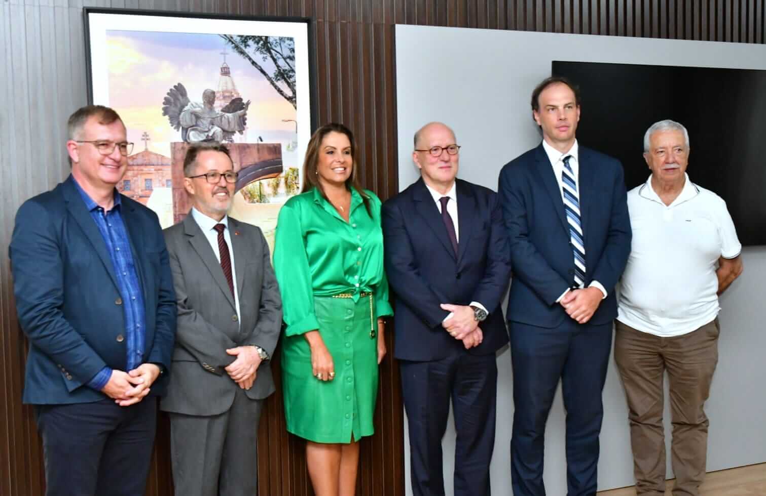 Prefeito recebe presidente do TRT da 4ª Região