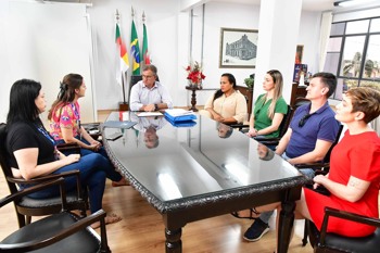 <p>Sa&uacute;de de Santo &Acirc;ngelo recebe Selo Prata da SES/RS</p>