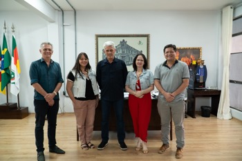 <p>Prefeitura d&aacute; continuidade &agrave; parceria com 14&ordf; CRE para transporte de alunos da rede estadual</p>