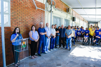 <p>Prefeito e secret&aacute;ria participam de inaugura&ccedil;&atilde;o de novas instala&ccedil;&otilde;es da APAE de Santo &Acirc;ngelo</p>