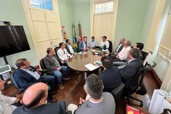 <p>Reuni&atilde;o em Porto Alegre discute in&iacute;cio das obras do Aeroporto Regional Sep&eacute; Tiaraj&uacute;</p>