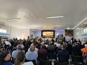 <p>Durante a Fenamilho, vice-governador anuncia primeira rodada de investimentos nos 400 Anos das Miss&otilde;es</p>