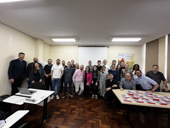 <p>M&eacute;dicos da Aten&ccedil;&atilde;o Prim&aacute;ria passam por atualiza&ccedil;&atilde;o sobre tratamento da asma</p>