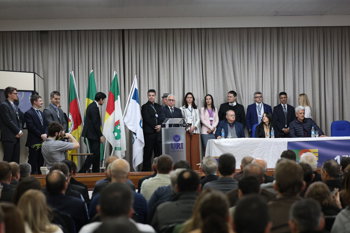 <p>Santo &Acirc;ngelo participa do 15&ordm; Encontro Regional de Controle e Orienta&ccedil;&atilde;o do TCE-RS</p>