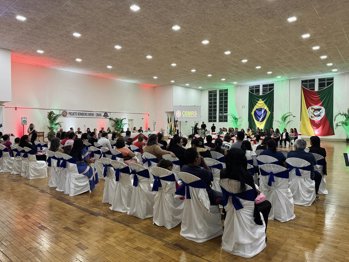 <p>Executivo Municipal participa da formatura do Projeto Bombeiro Mirim 2025</p>