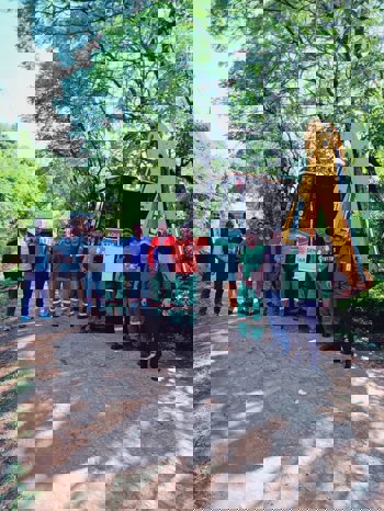 <p>Servidores participam de capacitação em operação de retroescavadeira</p>