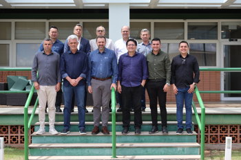 <p>Representantes do Executivo e Legislativo conhecem estrutura do Icon ECB e avan&ccedil;am em pautas do Aeroporto Sep&eacute; Tiaraj&uacute;</p>