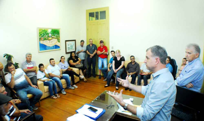 Comunidades do interior reivindicam junto ao prefeito