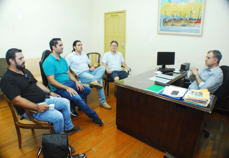 AVANT anuncia e pede apoio para Encontro de Carros Antigos