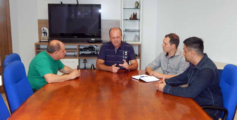 Prefeitura e URI debatem uso de material alternativo em obras públicas