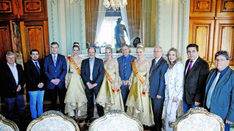 FENAMILHO oficializa convite ao governador Sartori