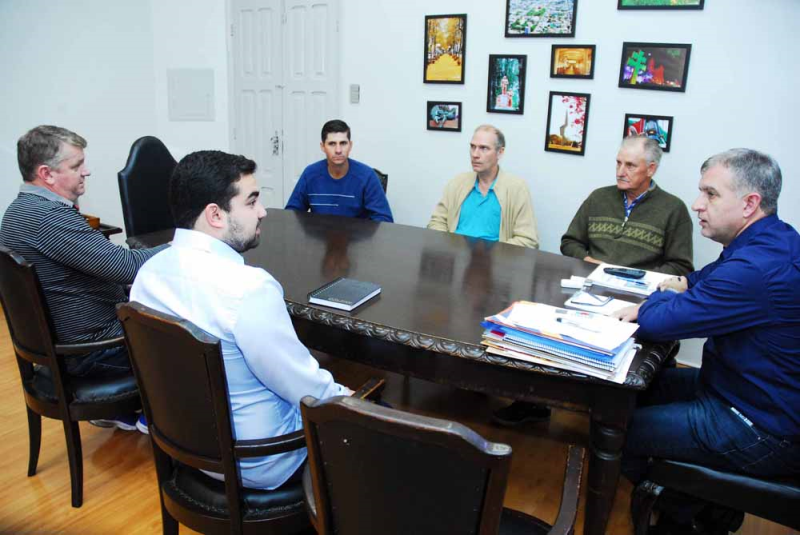 Barra do São João reivindica ao Executivo