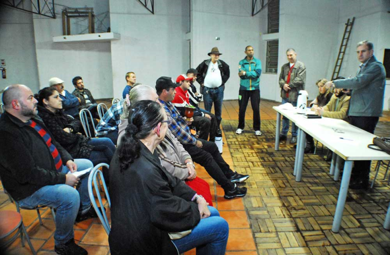 População pede núcleos comunitários para os bairros