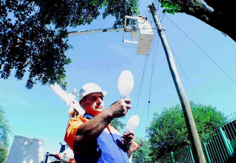 Município encaminha projeto para modernização da iluminação pública