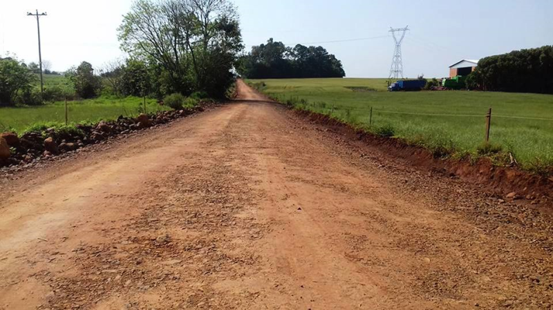 Secretaria dos Transportes recupera mais de 800 quilômetros de estradas