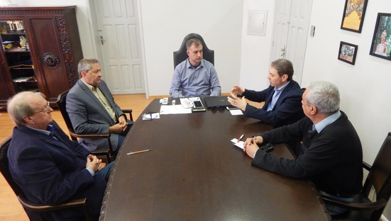 Alibem Alimentos oficializa a abertura de 400 vagas de trabalho