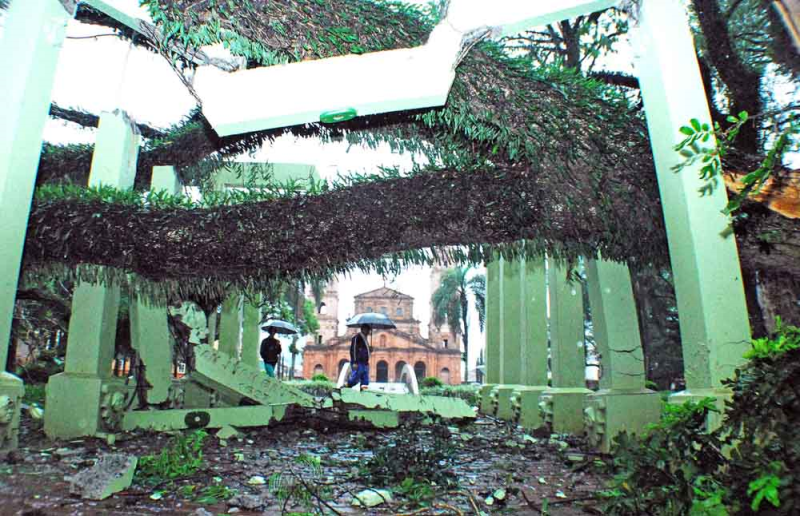 Prefeito apela à solidariedade da população para auxílio a atingidos pelo vendaval