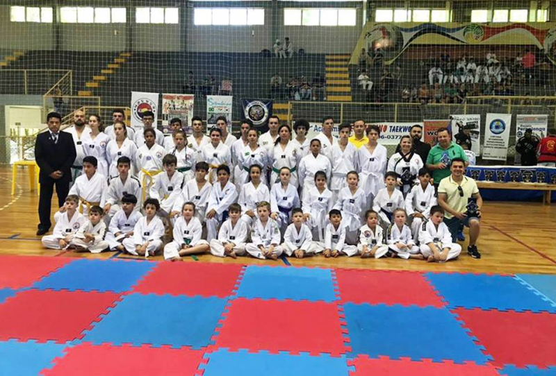 No domingo foi realizado o 6º Chute às Drogas e o 1º Open Missões