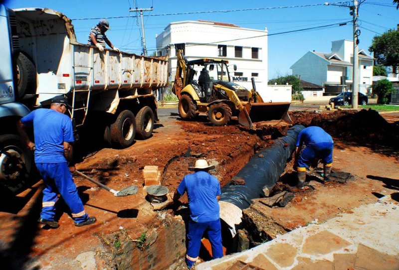 Município investe pesado em obras de tubulação pluvial