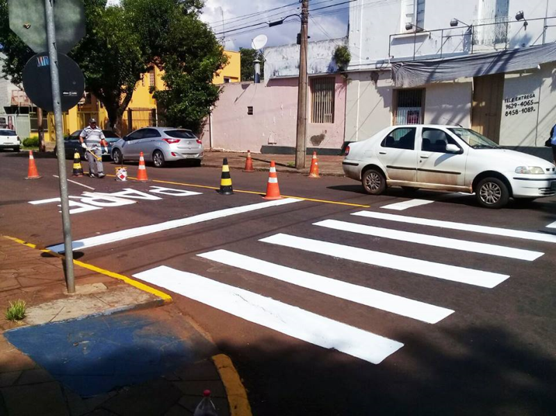 DMT recupera sinalização viária próxima às escolas