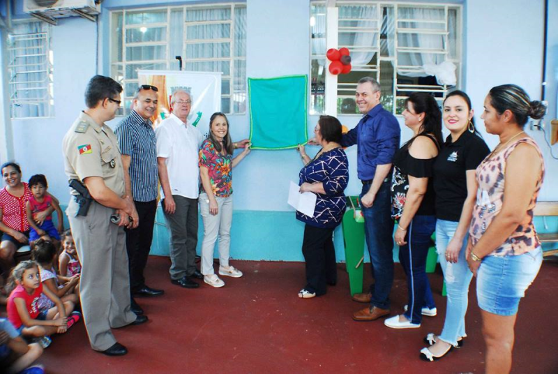 EMEI Branca de Neve recebe novo espaço para atividades