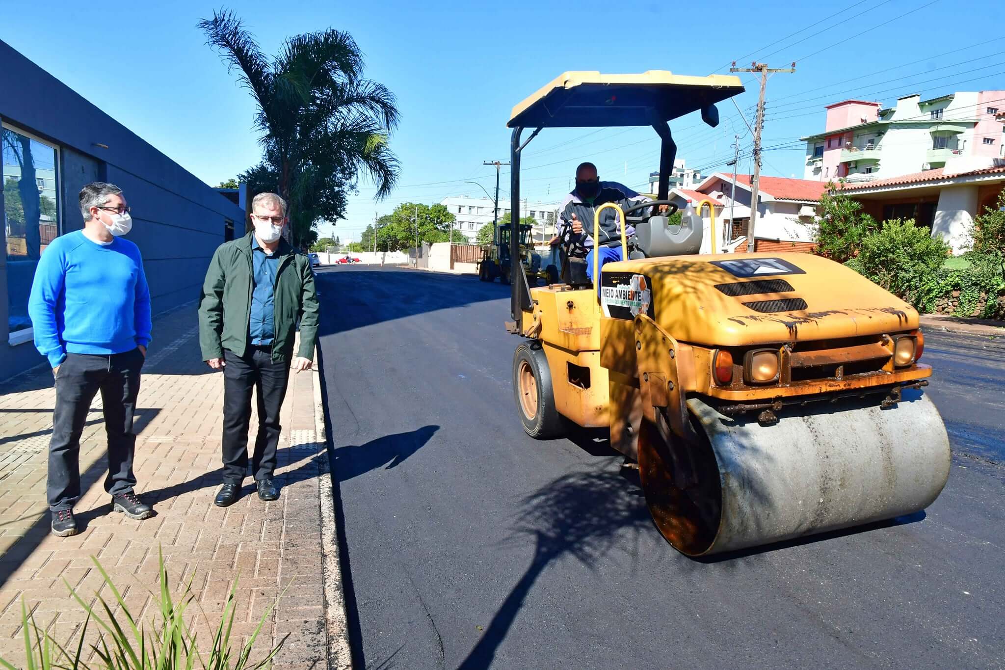 Município executa obras de asfaltamento e recuperação de vias
