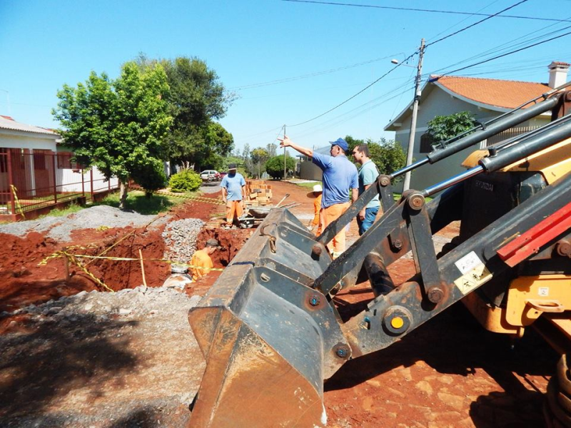 Concluída obras de drenagem pluvial no Bairro Oliveira