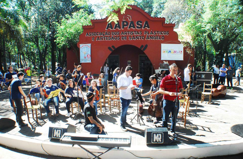 Orquestra Ars Barroca emociona público