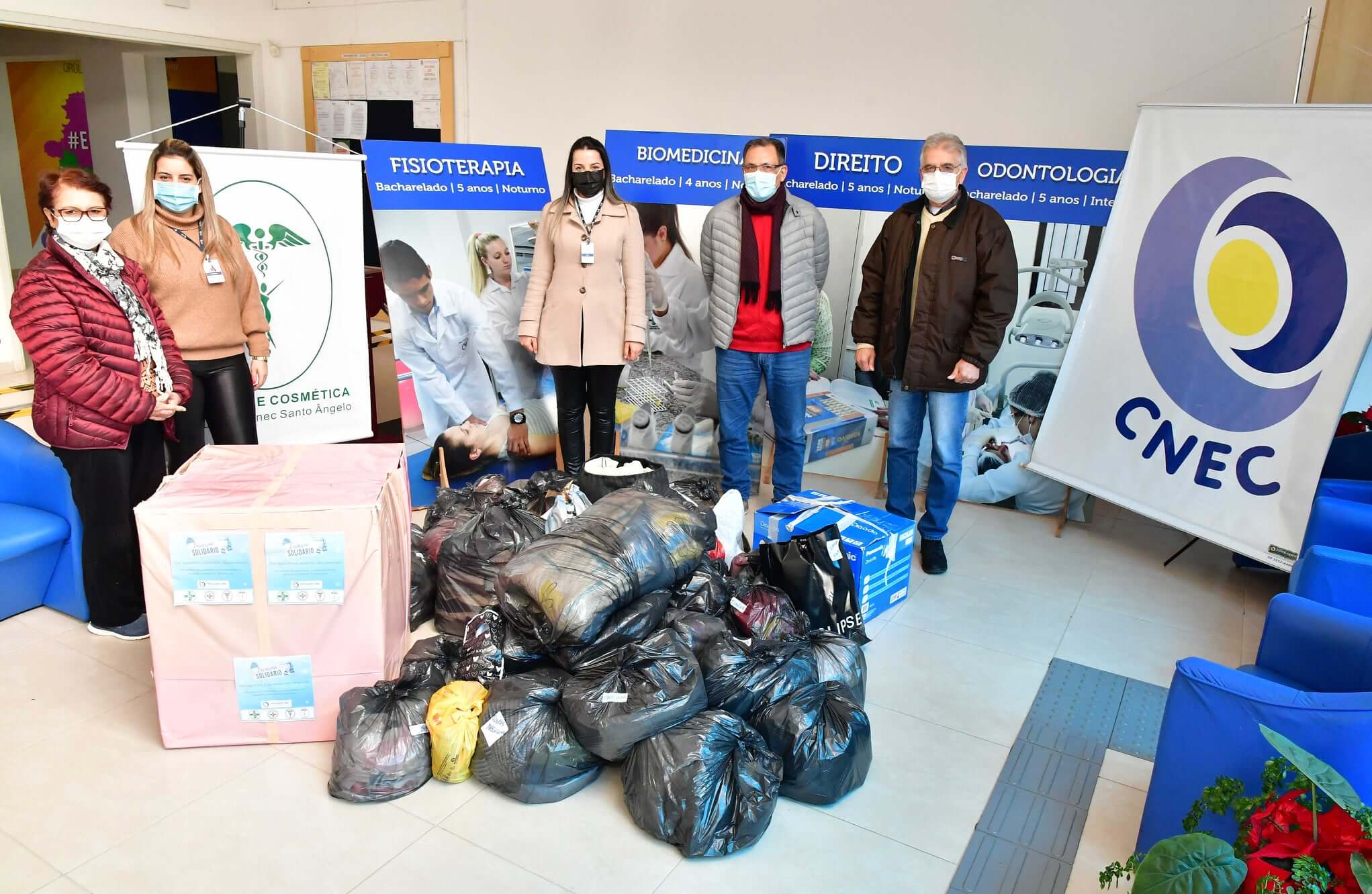 Inverno Solidário da CNEC faz doação à Central do Bem