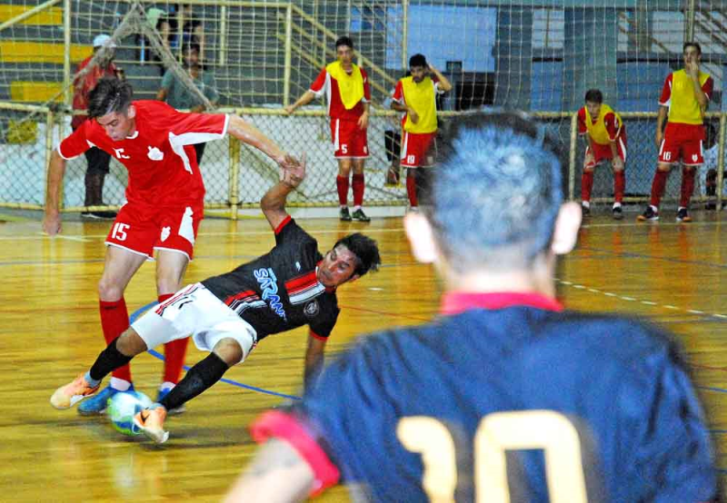 Campeonatos Municipais de Futsal abrem neste sábado