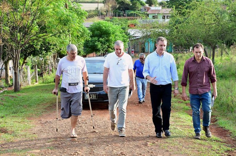 Bairro Santa Clara recebe melhorias na iluminação pública